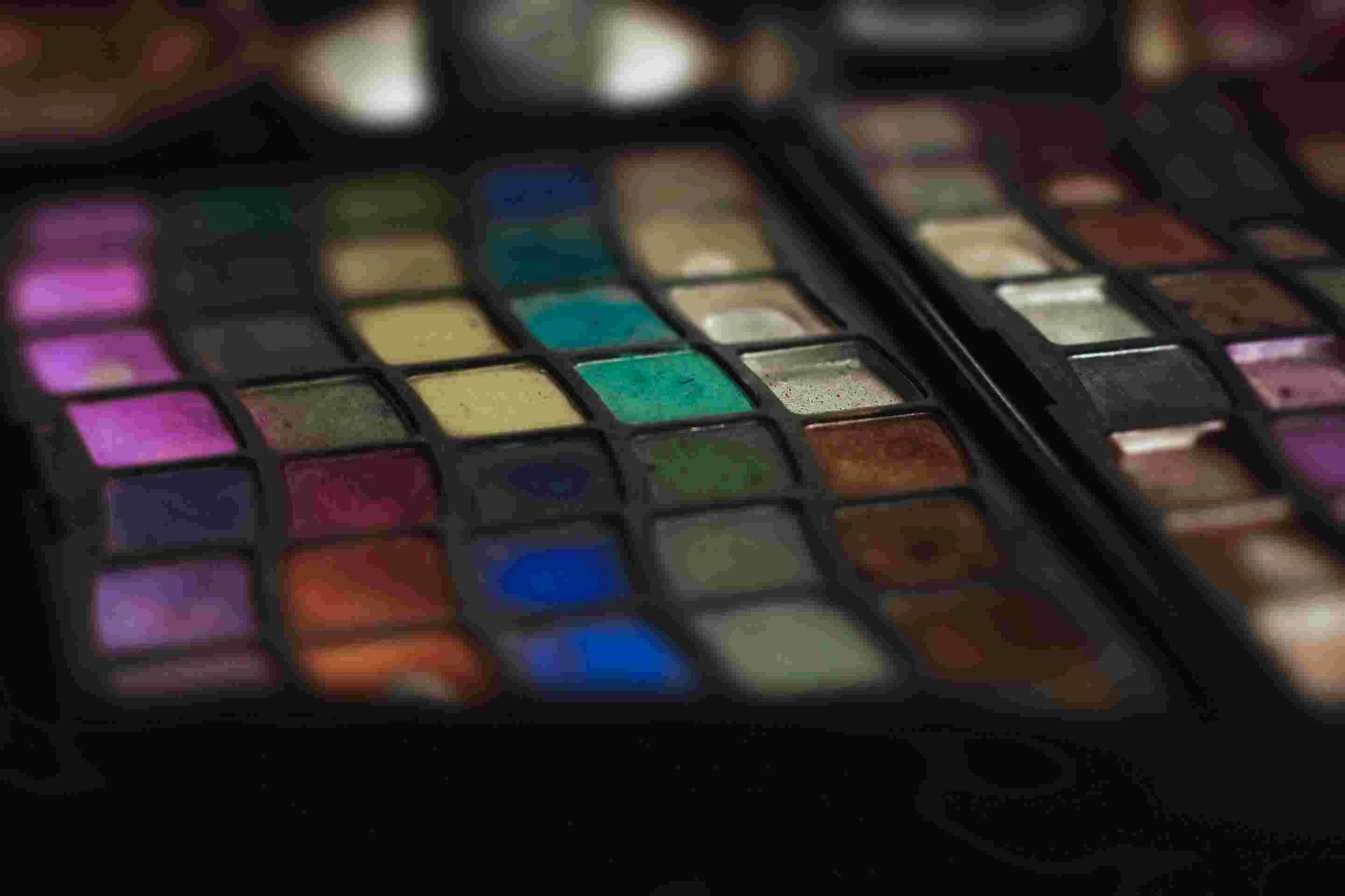 Makeup for Glasses Wearers
