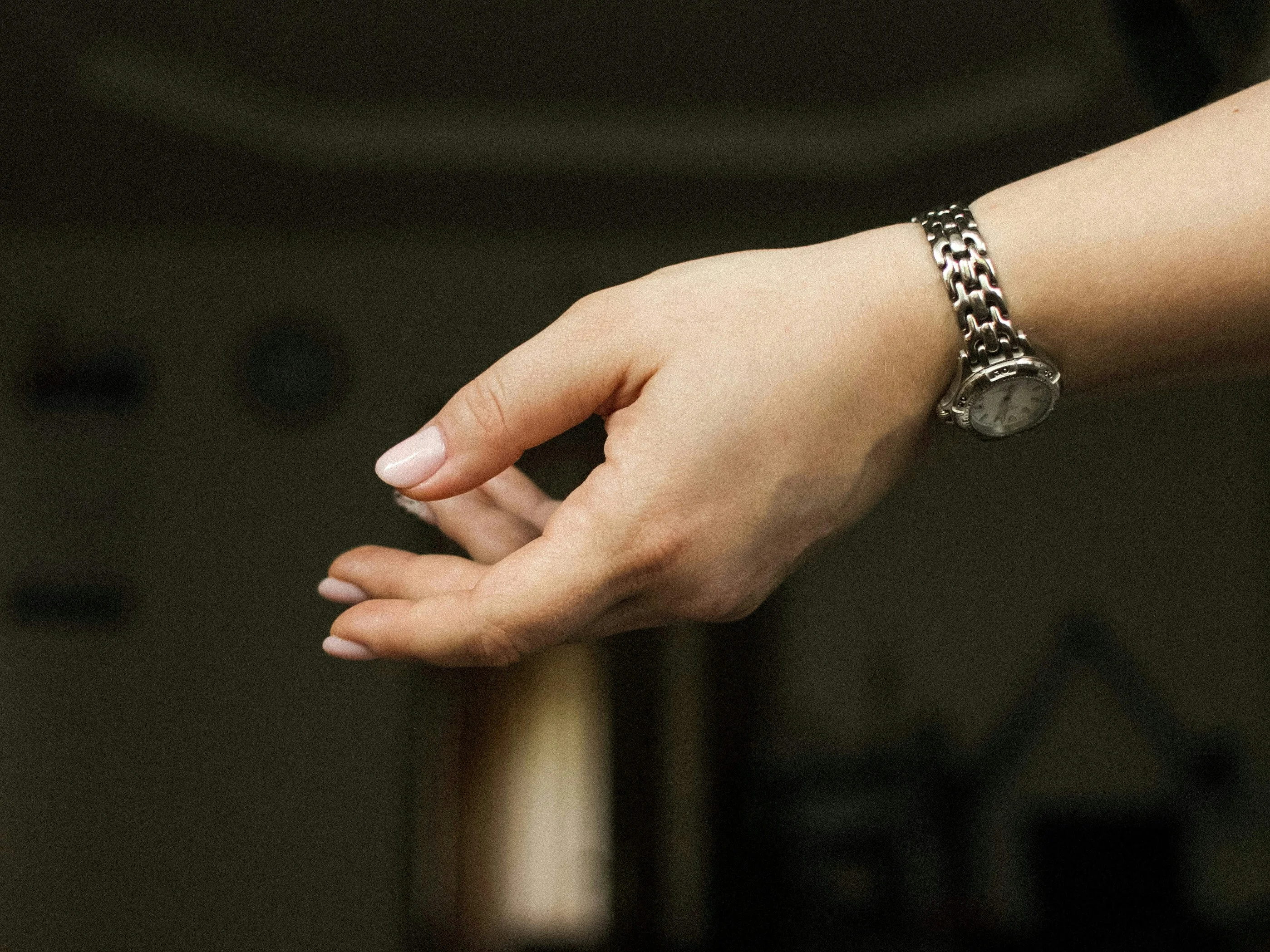 Weekly Anti-Split Routine for Brittle Nails