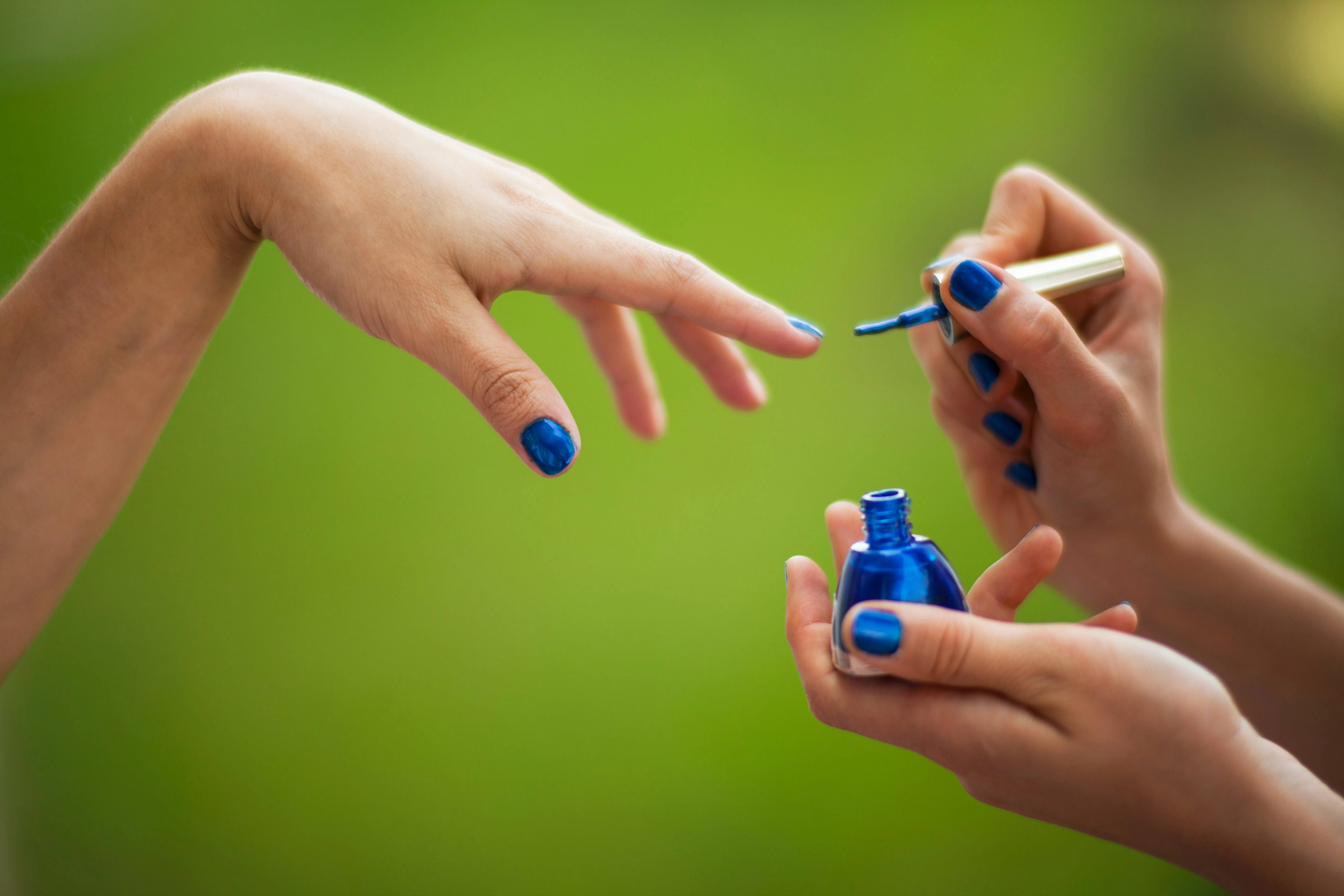 Quick Morning Nail Routine for Busy Moms