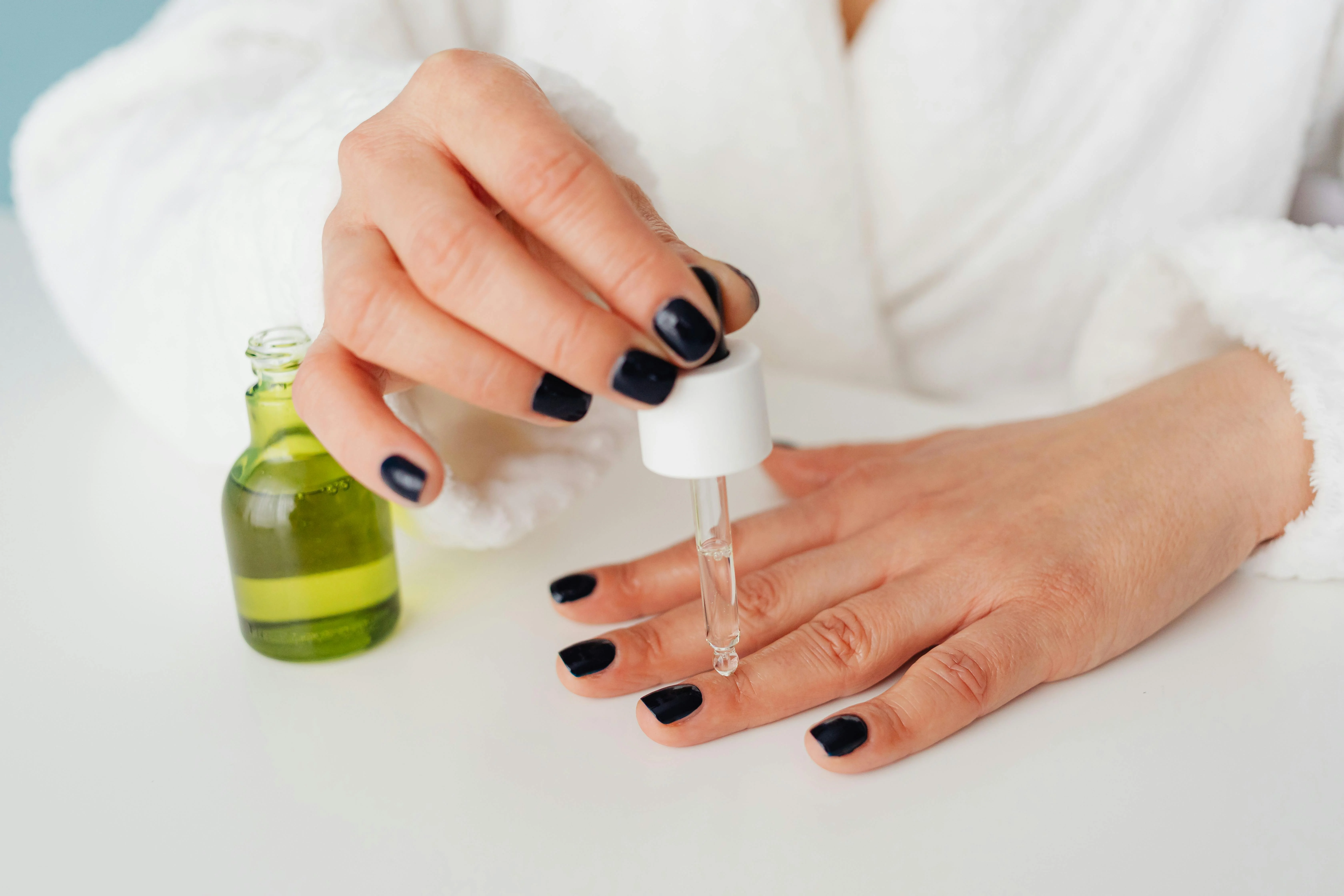 Morning Polish Routine for a Confident Start