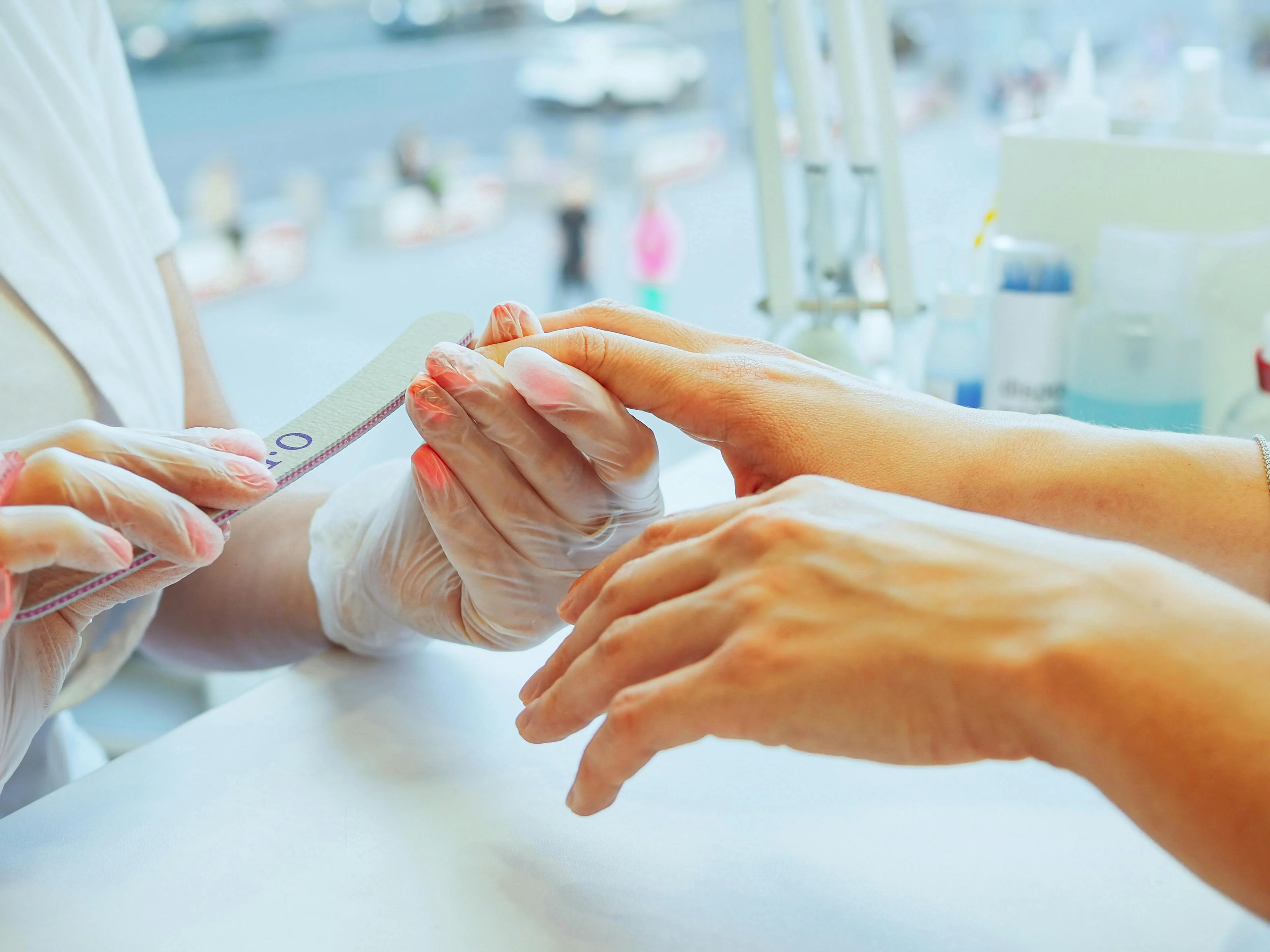Winter Repair for Chipped Nails